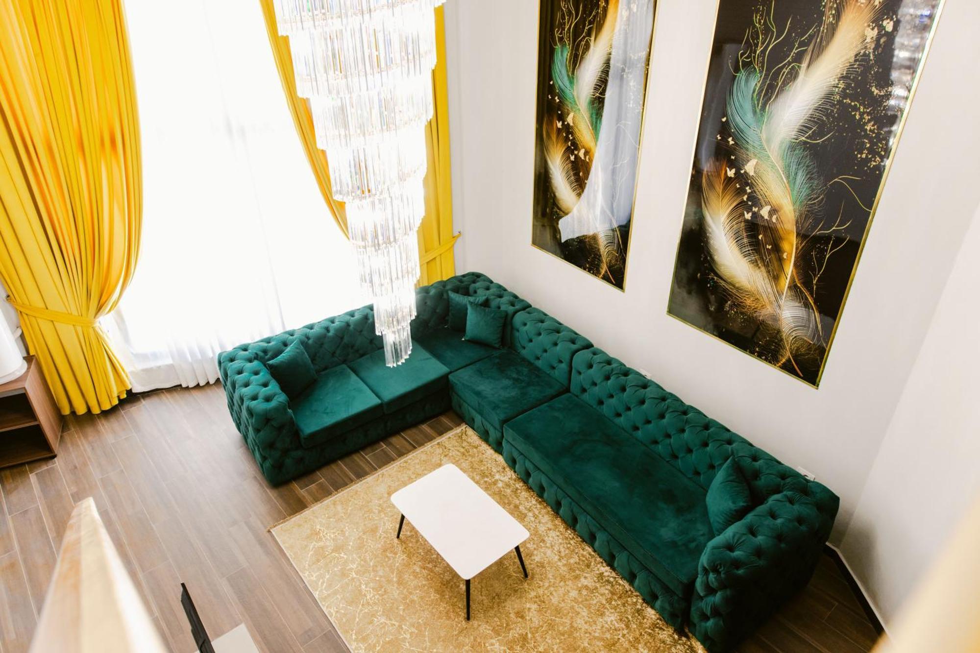 Andor Luxury Hotel & Duplex Kryemedhej Ngoại thất bức ảnh